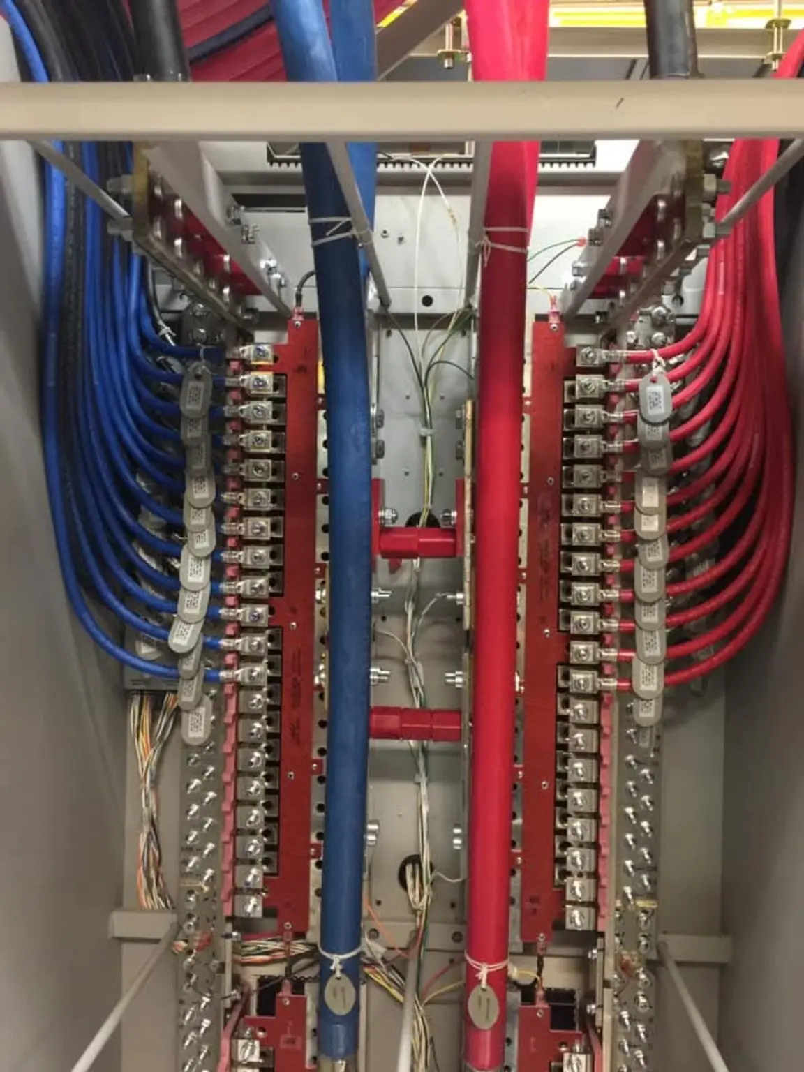 Commercial electrical distribution cabling and terminal connections