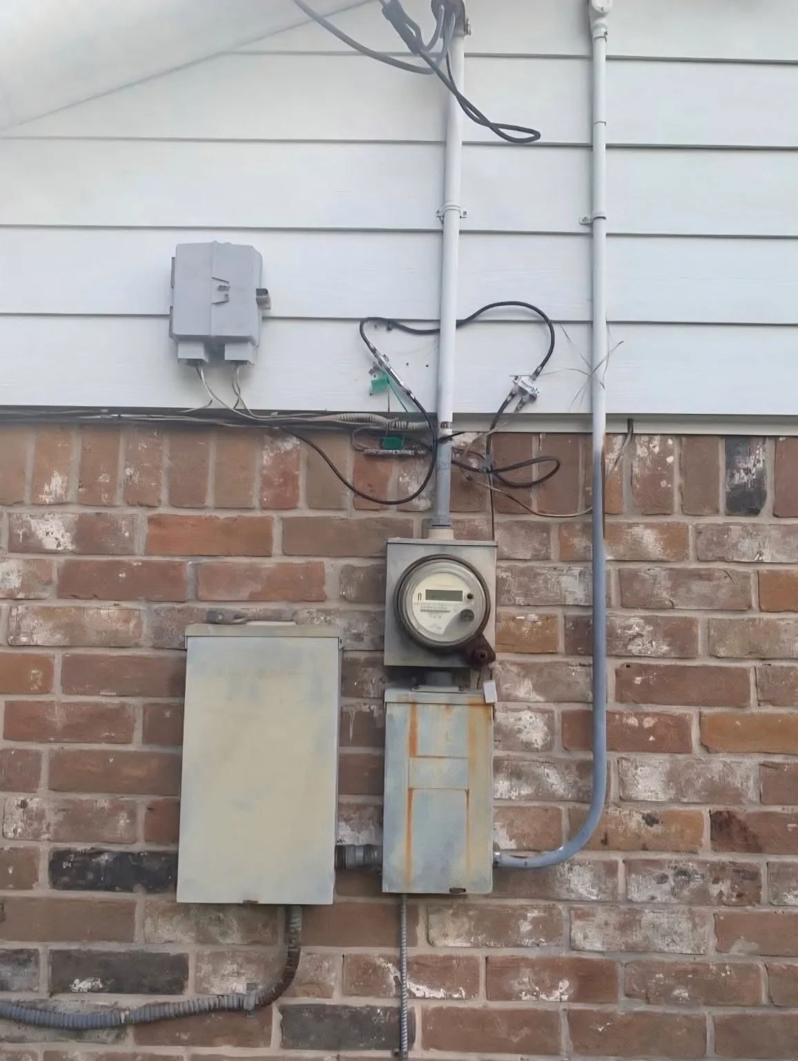 Meter and electrical equipment before upgrade